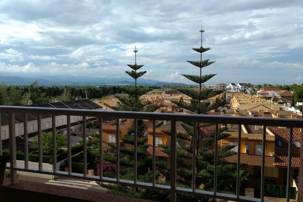 Apartamento Con Gran Piscina De Temporada A 200 Metros De La Playa Canet d'En Berenguer Extérieur photo